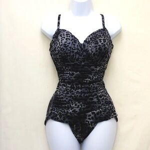 Bathing suit